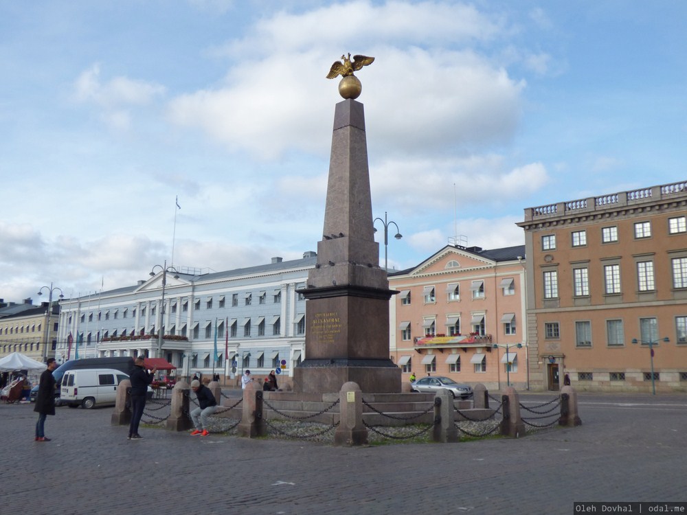 стела императрицы в Хельсинки