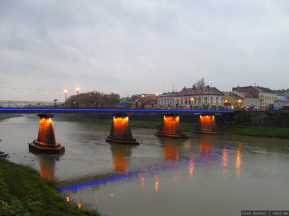 пешеходный мост, Ужгород