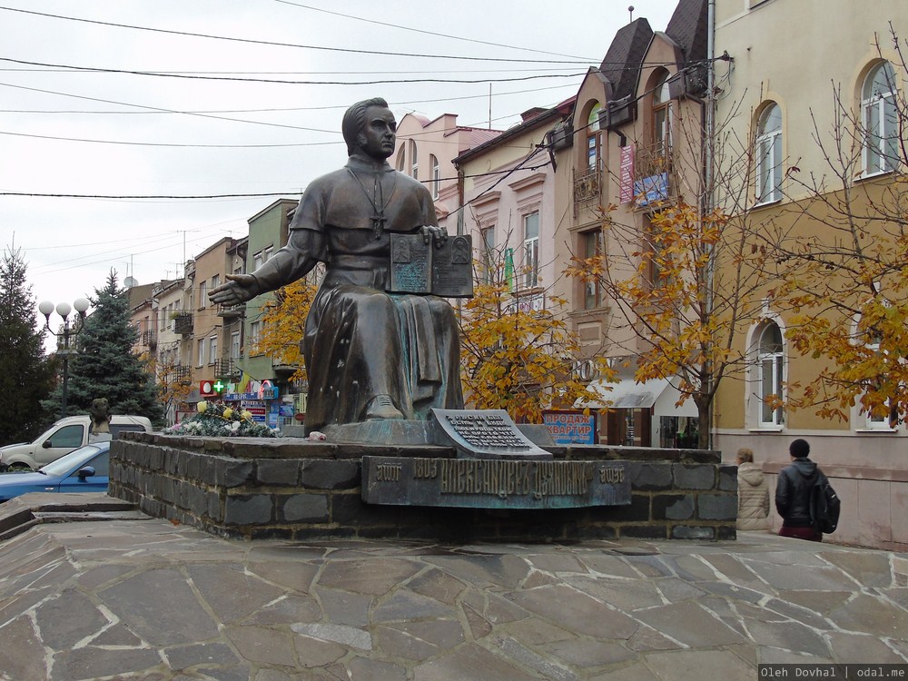 памятник, Александр Духнович, Мукачево