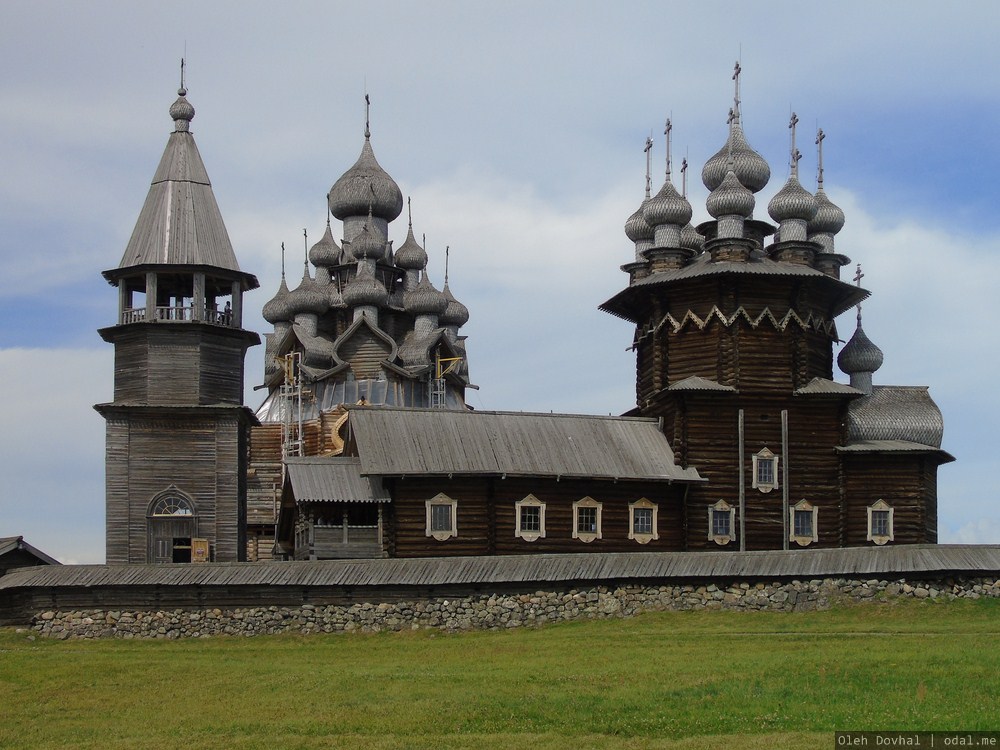 Кижи, церковь Преображения Господня, церковь Покрова Божьей Матери, колокольня