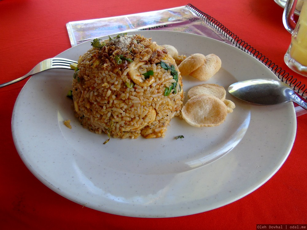 Лангкави, жареный рис, nasi goreng