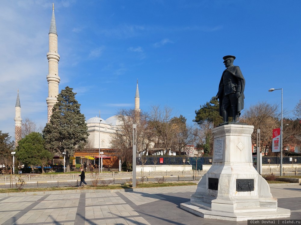 Üç Şerefeli Camii, Эдирне