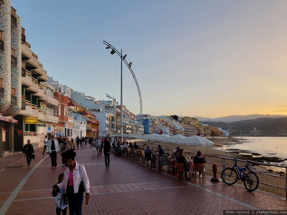 пляж Лас-Кантерас, la playa de Las Canteras, Лас-Пальмас-де-Гран-Канария